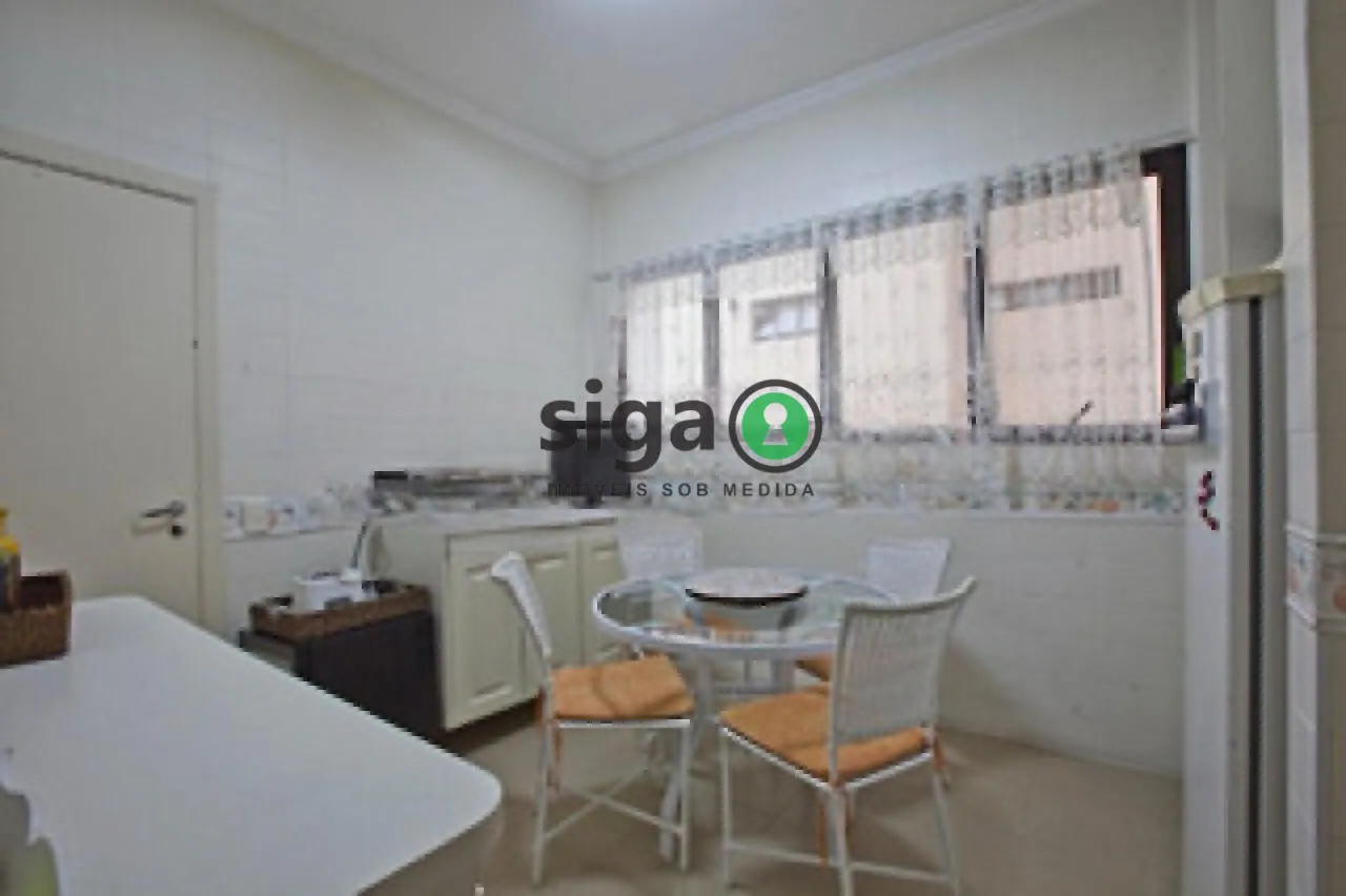 Imagem Apartamento a venda ou locação 246 m² 5 dormitórios 3 suítes 4 vagas 1 depósito no Real Parque - SP