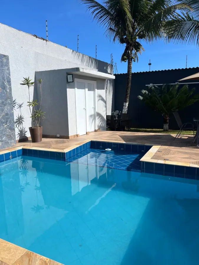 Imagem Casa para Venda em Itanhaém, Jamaica (Praia), 2 dormitórios, 2 suítes, 2 banheiros, 4 vagas