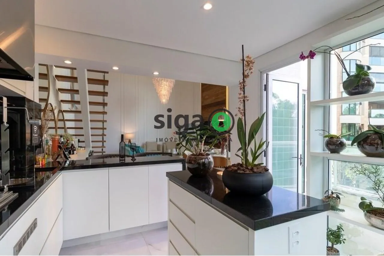 Imagem Apartamento a venda no Condomínio Villagio Panamby, com 4 quartos e 4 vagas. AVALIA PERMUTA