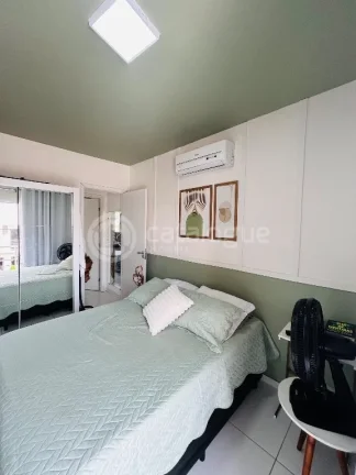 Imagem Casa Duplex à Venda - Condomínio Residencial Flórida Parque - Oportunidade 285 mil
