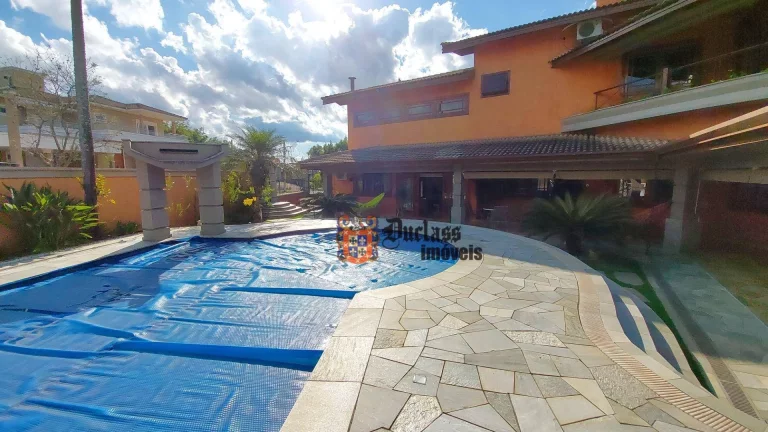 Imagem Sobrado com 4 dormitórios à venda, 467 m² por R$ 2.300.000,00 - Condomínio Shambala I - Atibaia/SP