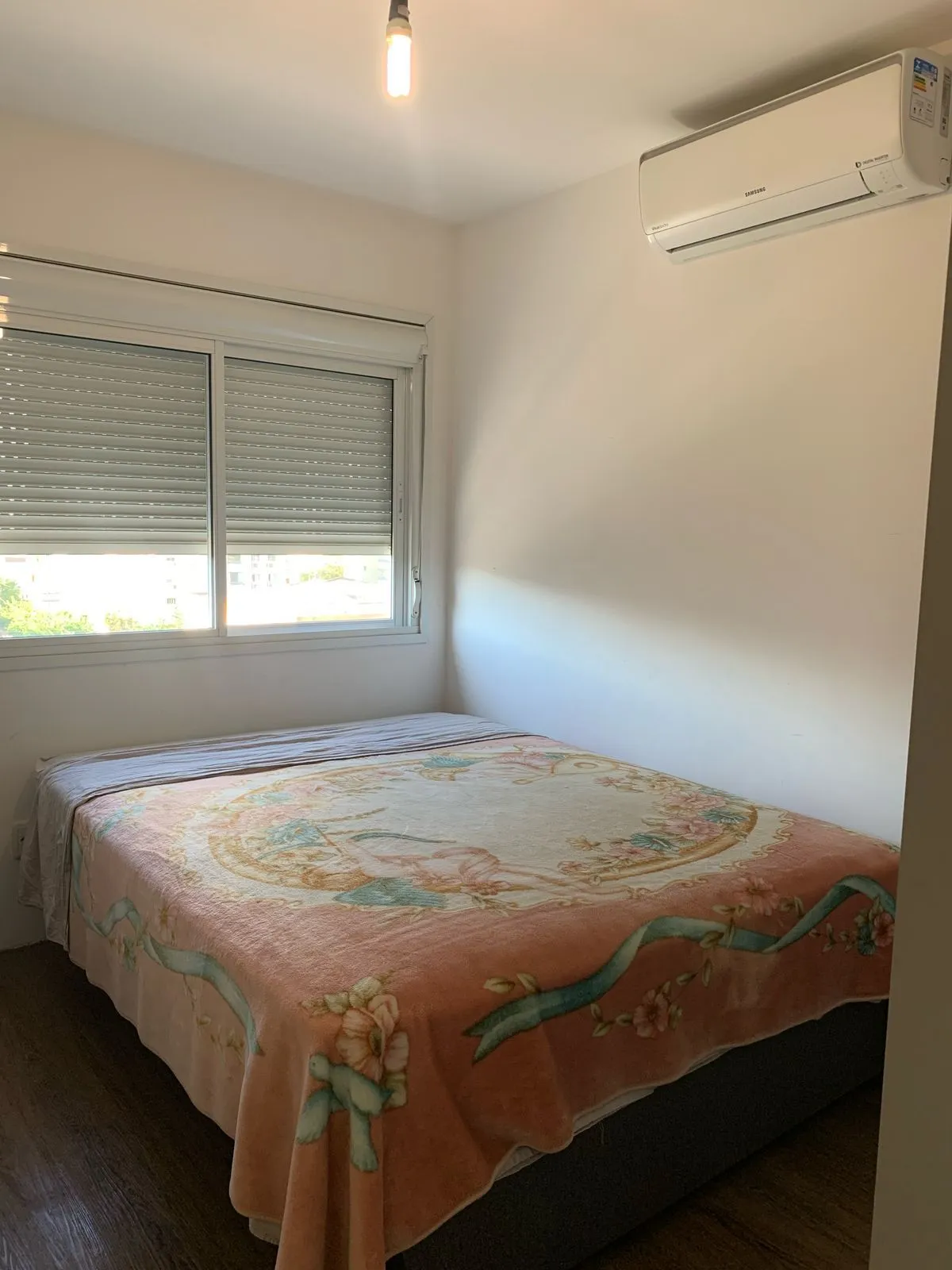 Imagem Apartamento com 2 quartos à venda na Rua Guilherme Alves, 617, Partenon