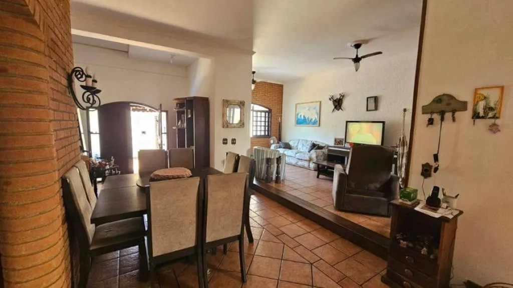 Imagem CASA COM 165,00 m² - CANTO DO FORTE - PRAIA GRANDE SP