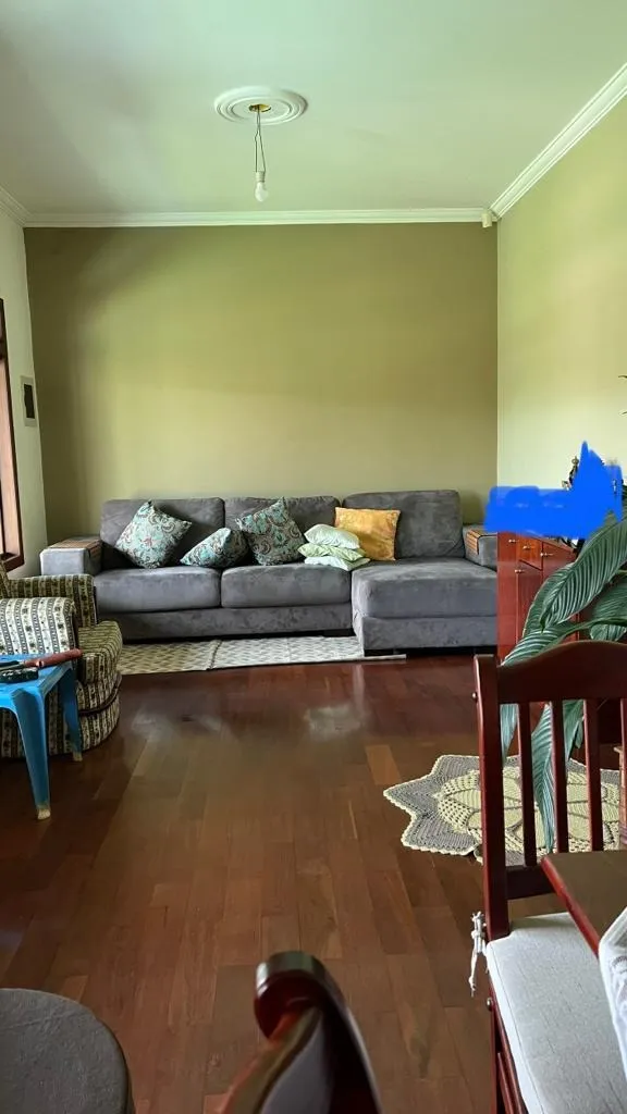 Imagem Charmosa Casa no Coração de Piedade - Conforto e Elegância em Cada Detalhe