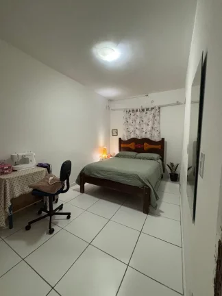 Imagem Apartamento à venda em Vitória da Conquista-BA: 2 quartos, 1 suíte, 2 salas, 2 banheiros, 1 vaga de garagem, 65m² - Bairro Primavera.