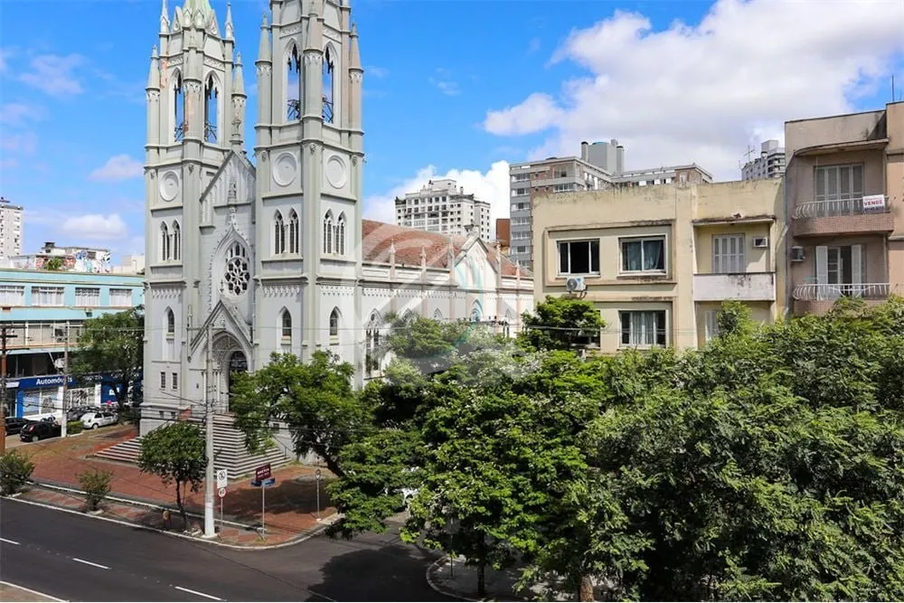 Imagem Sala comercial com 43 m², no bairro Floresta, 2 lavabos, piso frio, de frente com vista magnifica p...