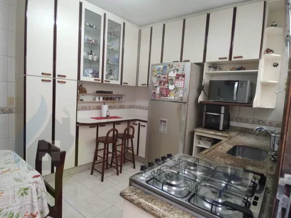 Imagem Casa de 3 dormitórios sendo 1 suíte, 2 banheiros, com 200m² no Jardim Aurora, São Bernardo do Campo