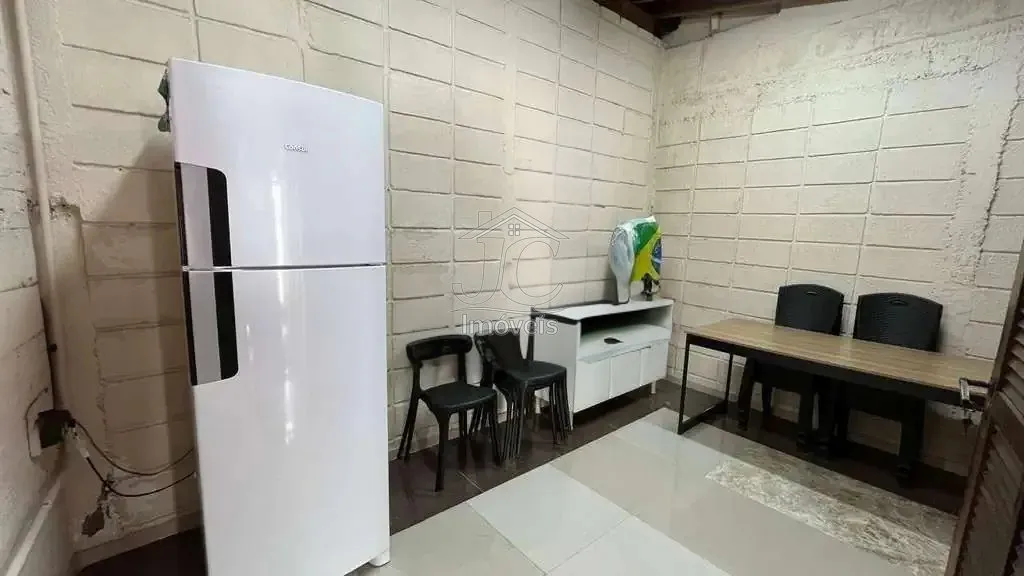 Imagem Casa com 3 dormitórios e amplo terreno na Vila Santana em Valinhos!