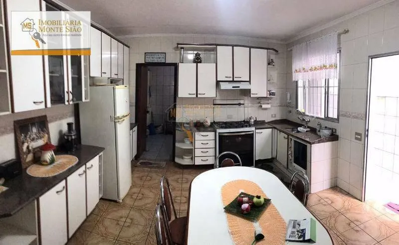 Imagem Sobrado com 3 dormitórios à venda, 262 m² por R$ 873.000,00 - Jardim Bela Vista - Guarulhos/SP