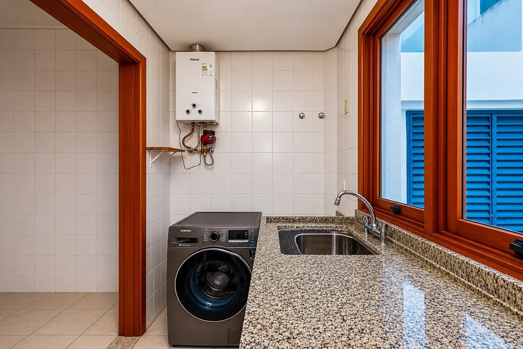 Imagem Casa de Condomínio em Chácara das Pedras