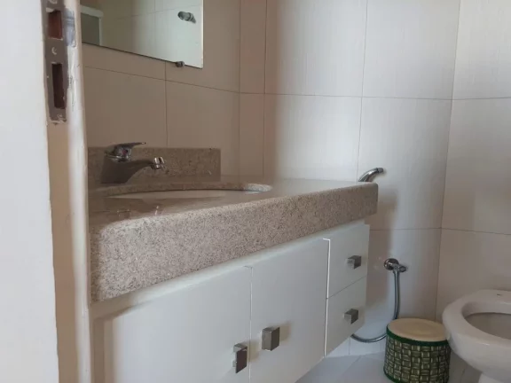 Imagem COBERTURA COM 03 QUARTOS E 03 SUÍTES COM VISTA PARA MAR A VENDA