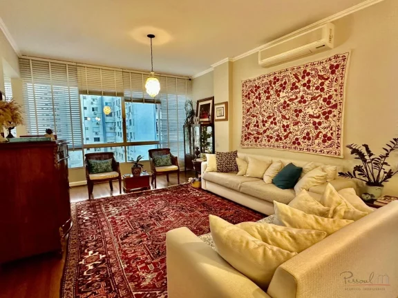 Imagem Oportunidade única na Beira-Mar Norte! Apartamento com hall e elevador privativo, vista parcial par...