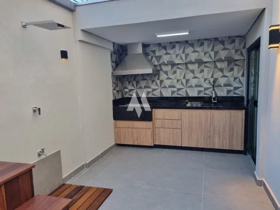 Imagem Casa à venda na Ponta da Praia em Santos