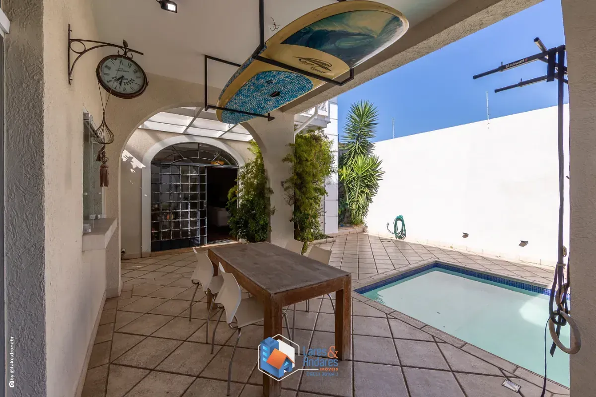 Imagem Casa para venda em Morumbi com 4 quartos, sendo 2 suítes, 556m²