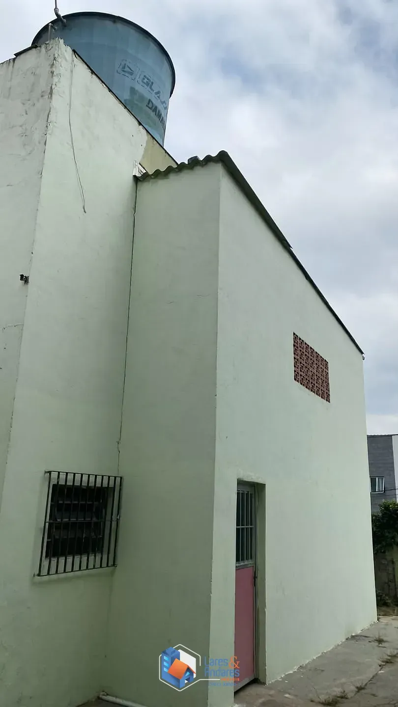 Imagem Sobrado para venda em Jardim Remo com 3 quartos, sendo 3 suítes, 239m²