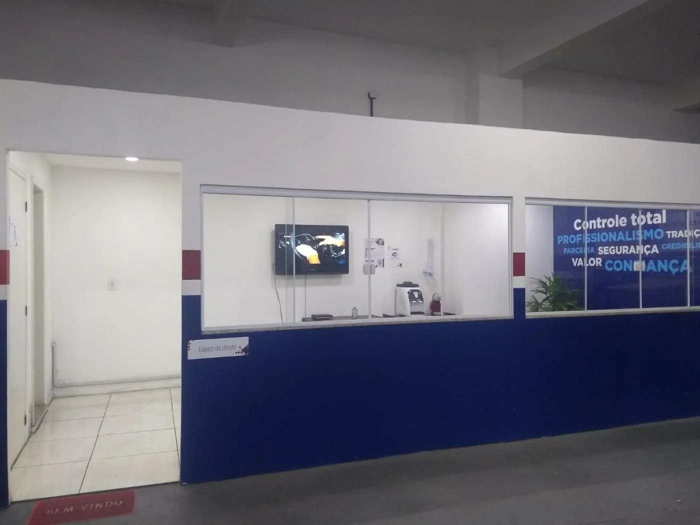 Imagem Comercial para Venda em Petrópolis / RJ no bairro Bingen