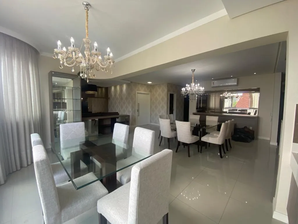Imagem Apartamento com vista para o mar à venda com 190m2 por R$ 3.690.000,00