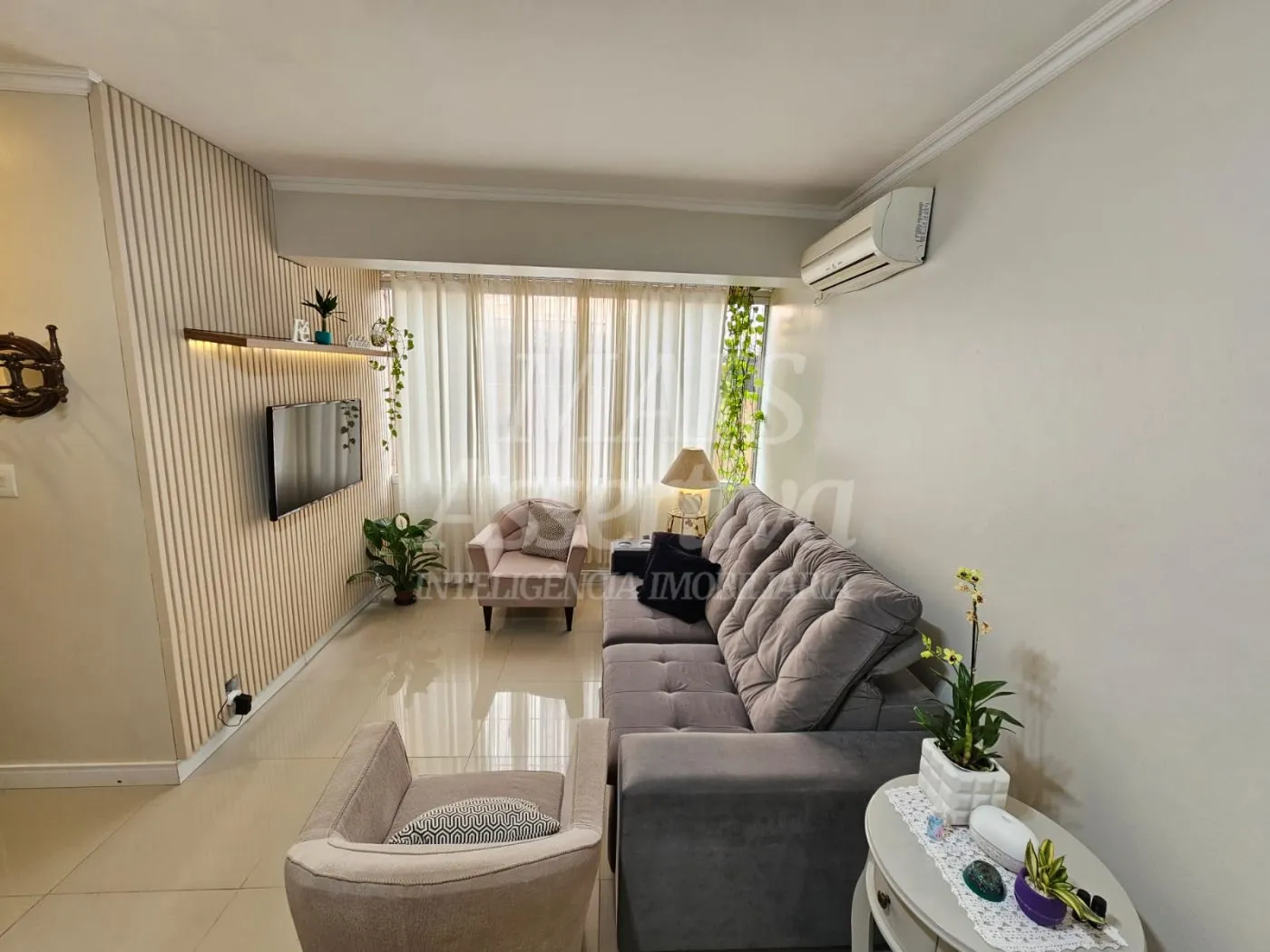Imagem Apartamento térreo, semi mobiliado para venda - 66m²