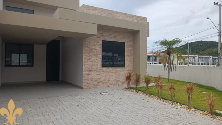 Foto do imóvel CASA RESIDENCIAL em SÃO JOSÉ - SC, SERTÃO DO MARUIM