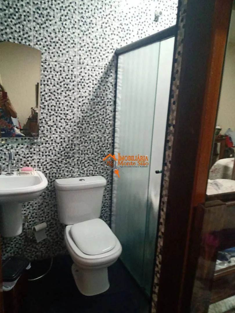 Imagem Sobrado com 4 dormitórios à venda, 211 m² por R$ 795.000,00 - Jardim Jovaia - Guarulhos/SP