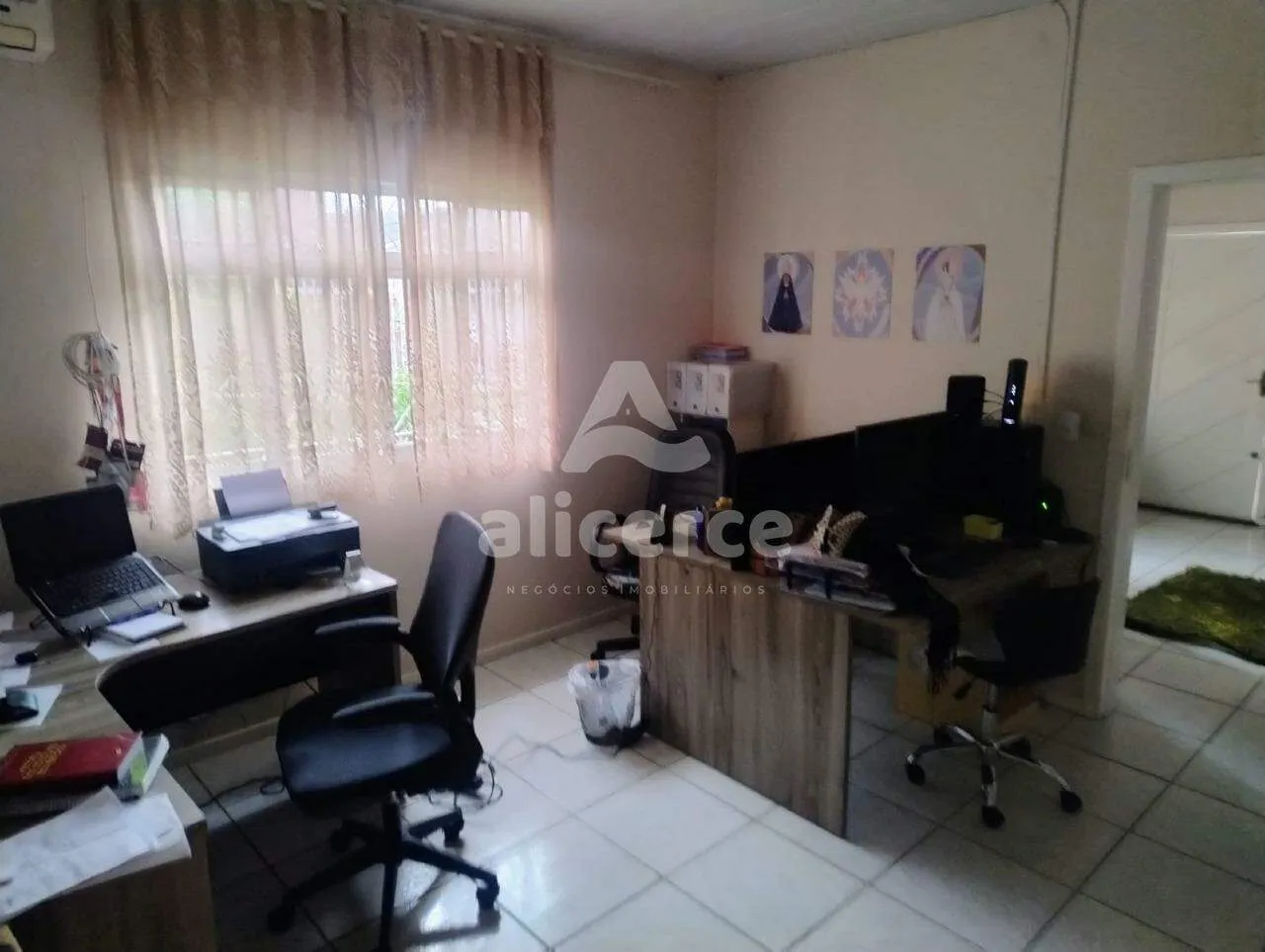 Imagem Casa à Venda: Oportunidade Imperdível!