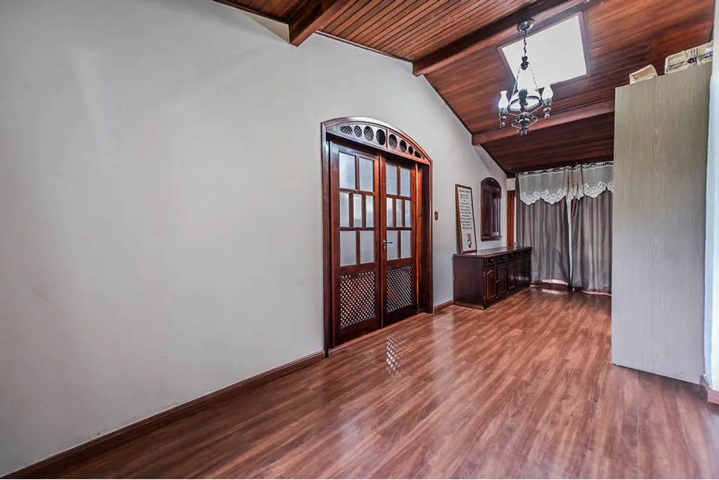 Imagem Casa de Condomínio em Santa Tereza