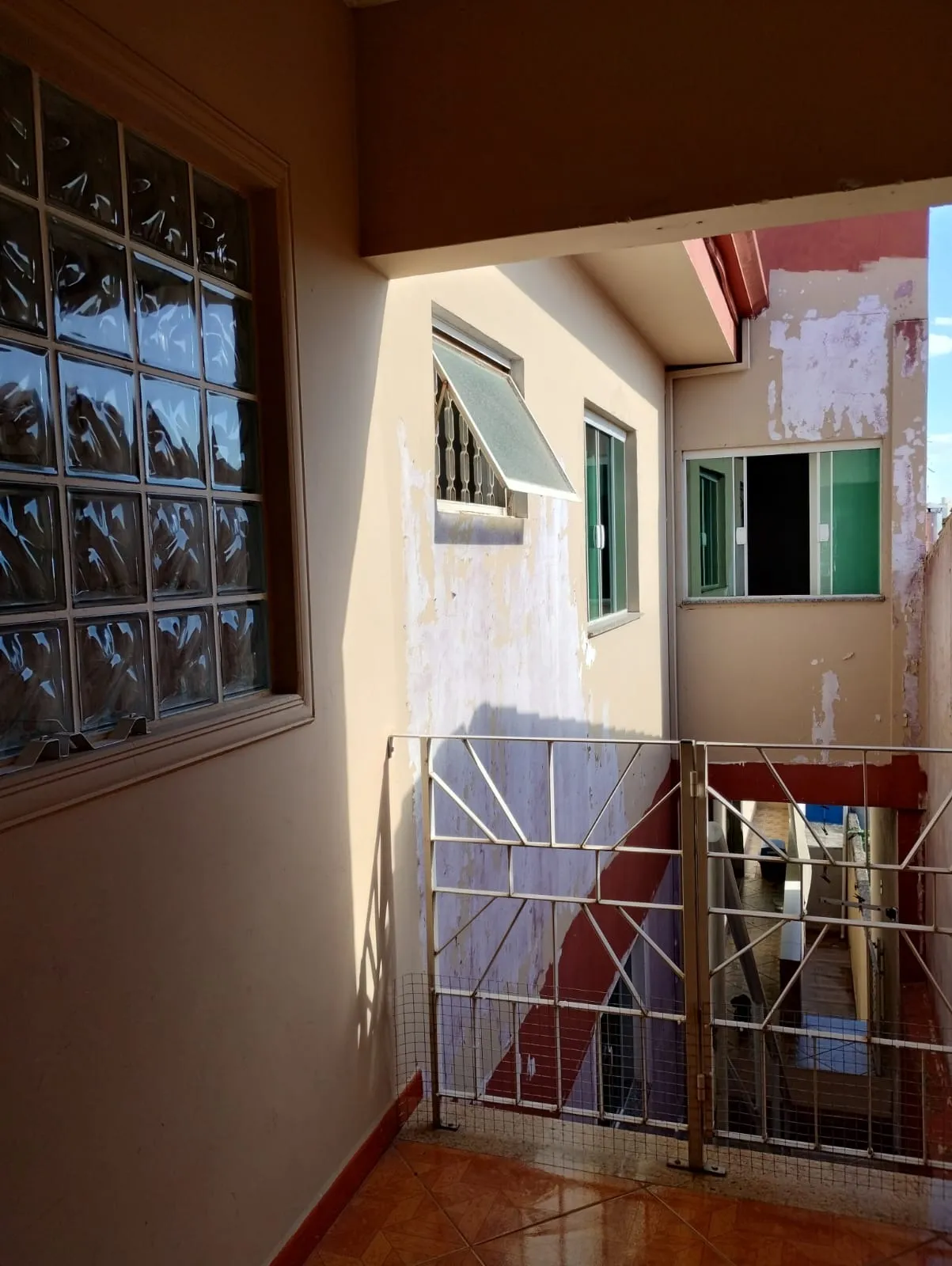 Imagem Casa Ampla e Confortável com 5 Dormitórios no Parque Jataí II-