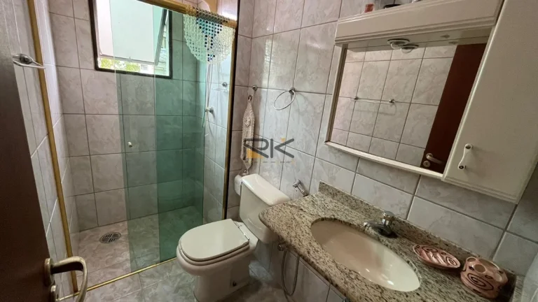 Imagem APARTAMENTO NO PARQUE VIVAMAR COM 3 DORMITÓRIOS SENDO 1 SUÍTE,SALA 2 AMBIENTES,COZINHA,2 VAGAS DE GARAGEM