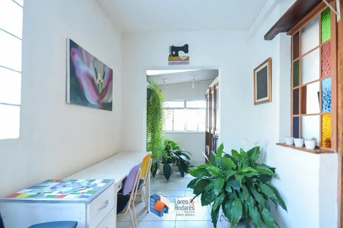 Imagem Casa para venda em Jardim da Glória com 4 quartos, sendo 1 suíte, 275m²