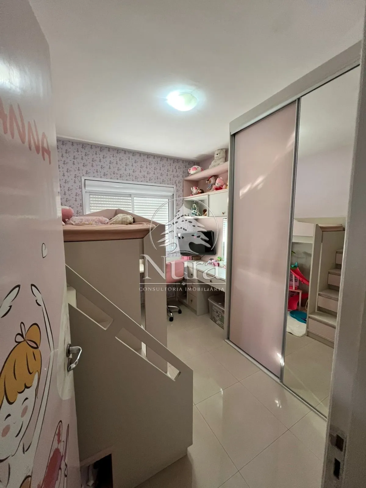 Imagem Apartamento de 3 quartos, 111m² no bairro Ponta da Praia, em Santos