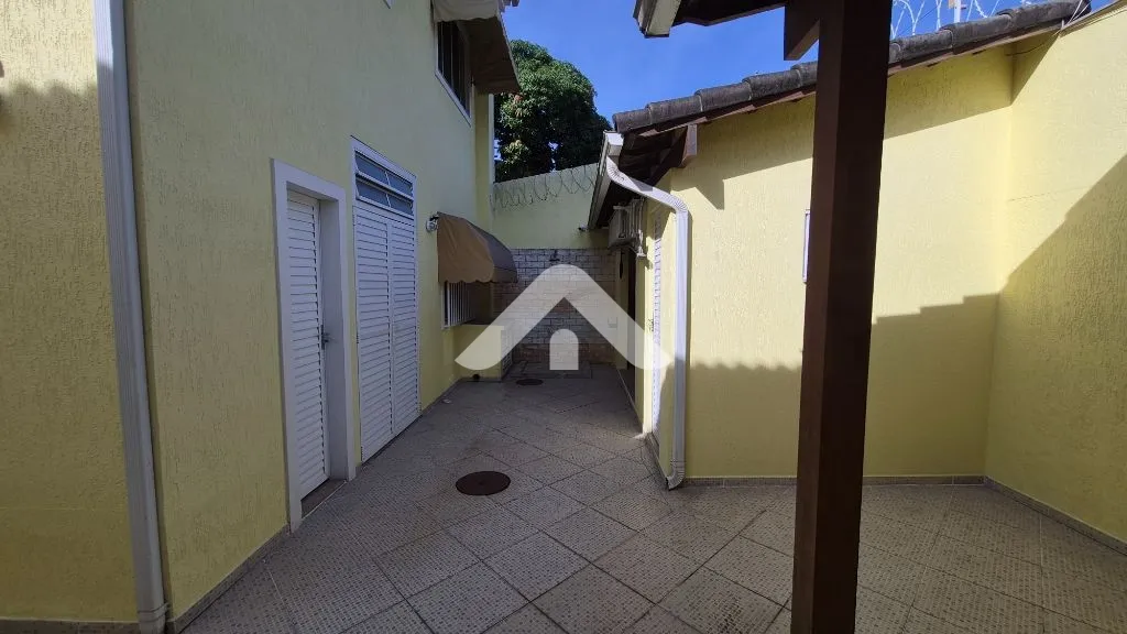 Imagem Casa à venda em Vargem Pequena - 201m², 4 quartos (1 suíte) | Condomínio Paraíso Classe A