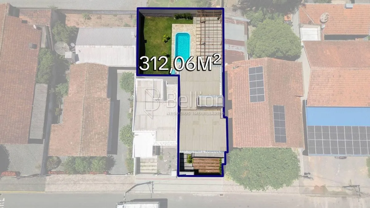 Imagem Sobrado com suíte e piscina no bairro Quintino - Timbó