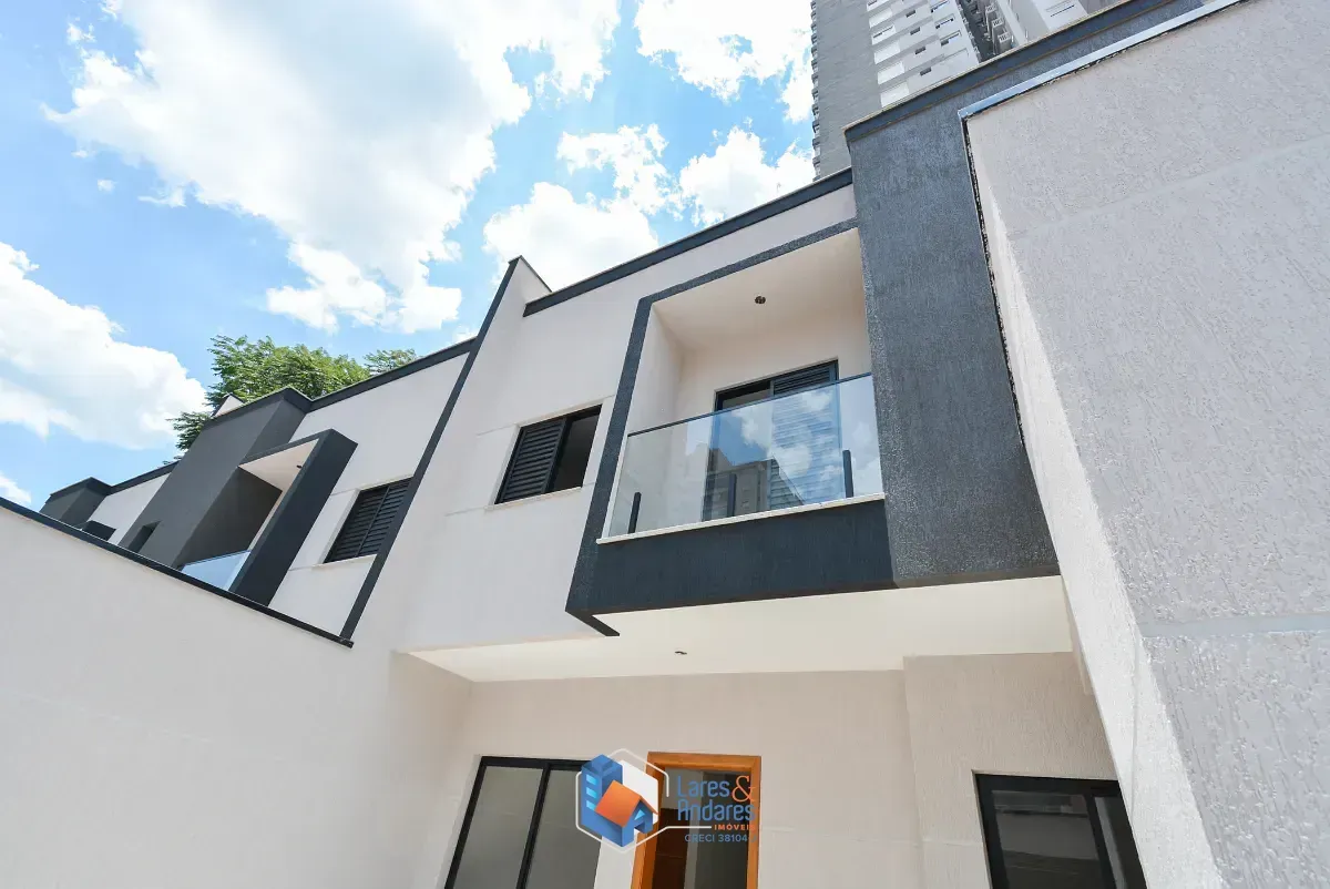 Imagem Sobrado para venda em Vila Gumercindo com 3 quartos, sendo 1 suíte, 150m²