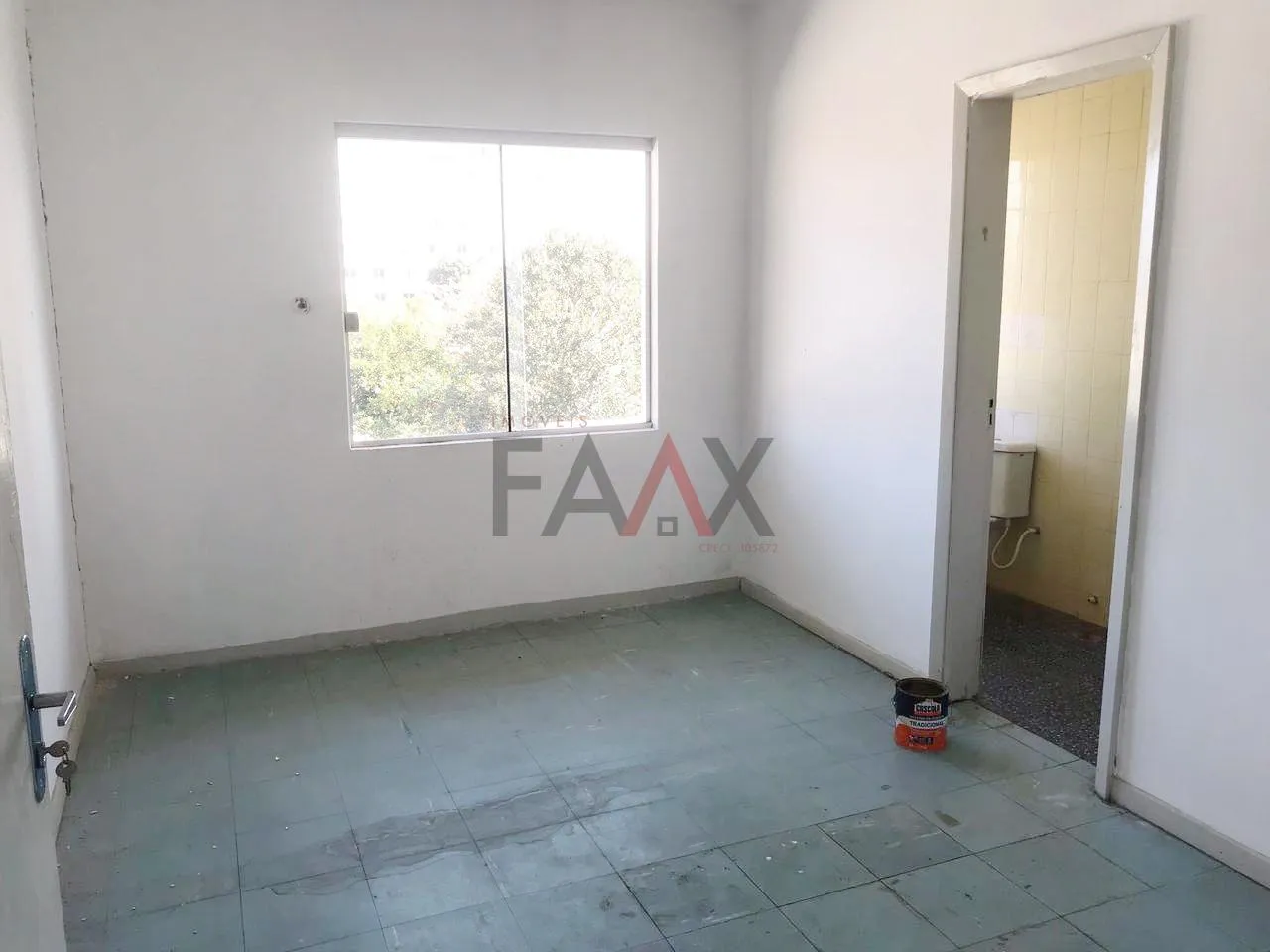 Imagem Sala Comercial com 72 dormitórios,2500.00 m , CENTRO, GUARAPUAVA - PR