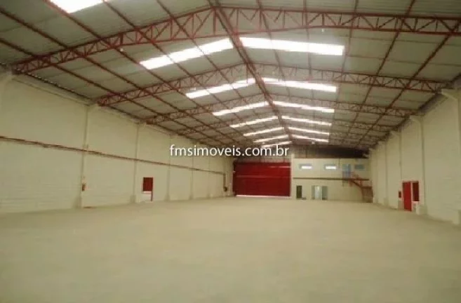 Imagem Galpão com 1200m² em Sorocaba/SP.
