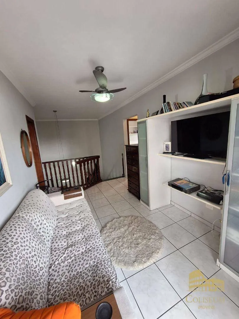Imagem Apartamento Duplex com 3 dormitórios à venda, 148 m² por R$ 695.000,00 - Vila Guilhermina - Praia Grande/SP