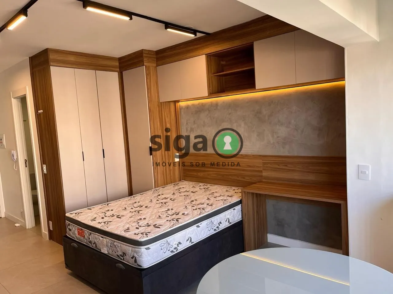 Imagem Studio mobiliado e equipado próximo ao metrô Sumaré para alugar
