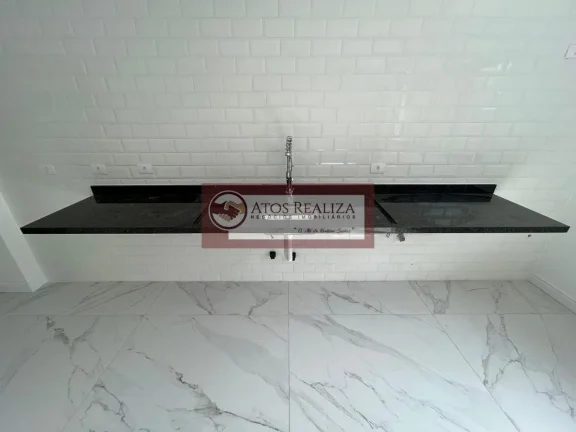 Imagem Chegou a sua Oportunidade de comprar seu Imóvel Vendo Sobrado (esquina) na vila Gea, com 2 Dormitórios, sendo 2 suítes, 2 vagas Paralelas, Lavabo, Infraestrutura para Ar Condicionado e Agua Quente, R$ 650.000 Valor de Oportunidade.