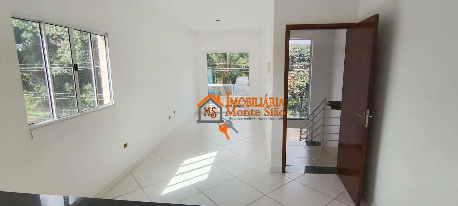 Imagem Casa com 2 dormitórios à venda, 60 m² por R$ 320.000,00 - Jardim do Triunfo - Guarulhos/SP