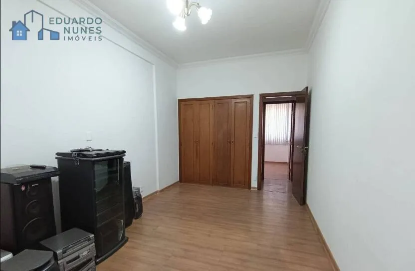 Imagem APARTAMENTO COM 03 QUARTOS, VAGA DE GARAGEM NO CENTRO!!!!!