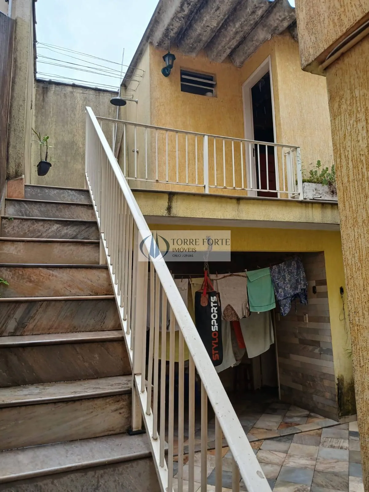 Imagem Sobrado 3 dormitórios 1 suíte 2 vagas na Vila Ema