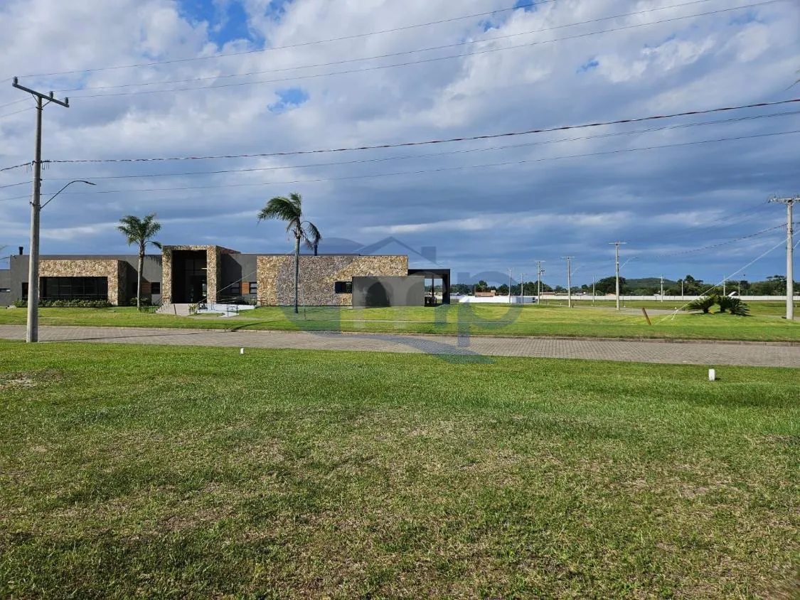 Terreno a venda no Condominio Lake Village em Torres/RS