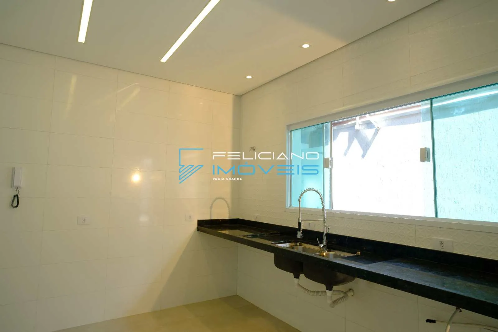 Imagem Casa com 4 quartos, Solemar, Praia Grande - R$ 1.19 mi, Cod: 7186