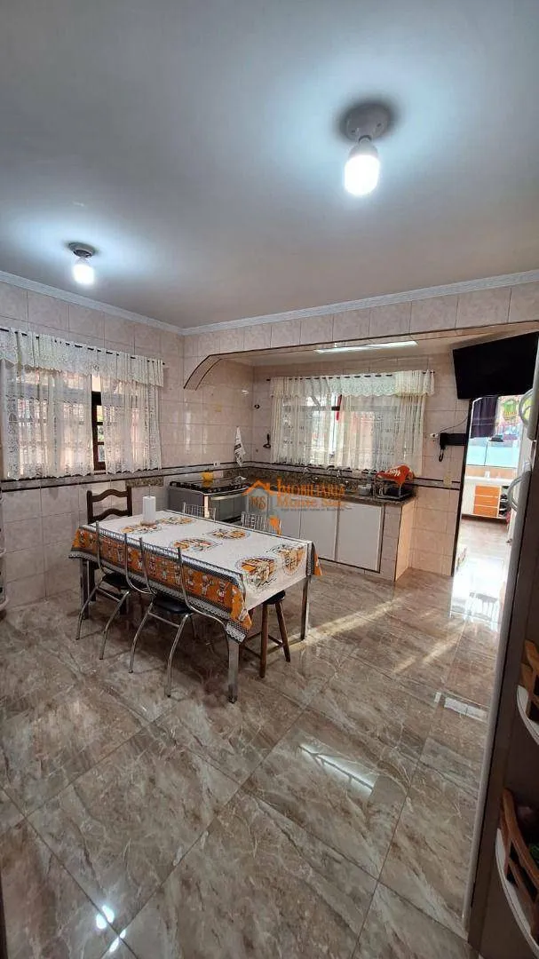 Imagem Sobrado com 4 dormitórios à venda, 255 m² por R$ 1.100.000,00 - Jardim Cumbica - Guarulhos/SP
