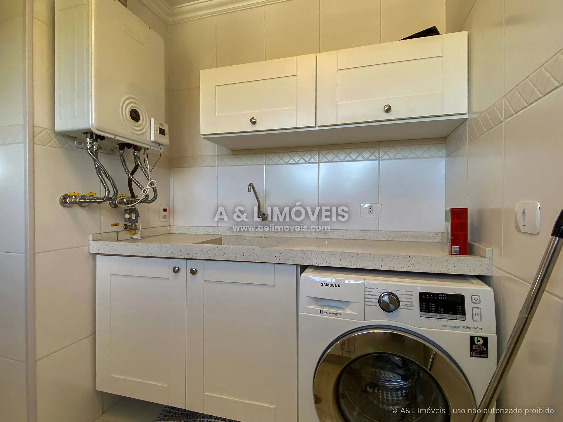Imagem SAIU DE VENDA | Cobertura Duplex Capivari | 6 Suítes, Calefação Total