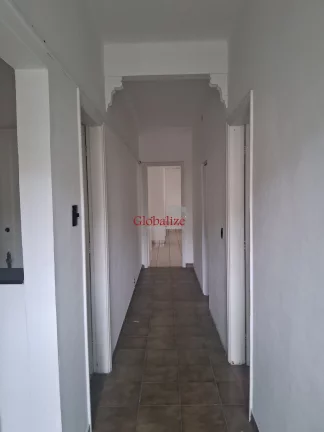 Imagem Casa sobreposta térrea em Santos no bairro do Gonzaga com características para ser comércio para locação por R$ 7.000,00 ou venda por R$ 1.175.000,00