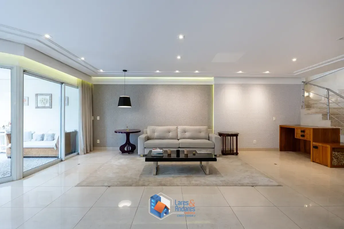 Imagem Casa no condomínio América para venda com 4 quartos, sendo 4 suítes, 383m²