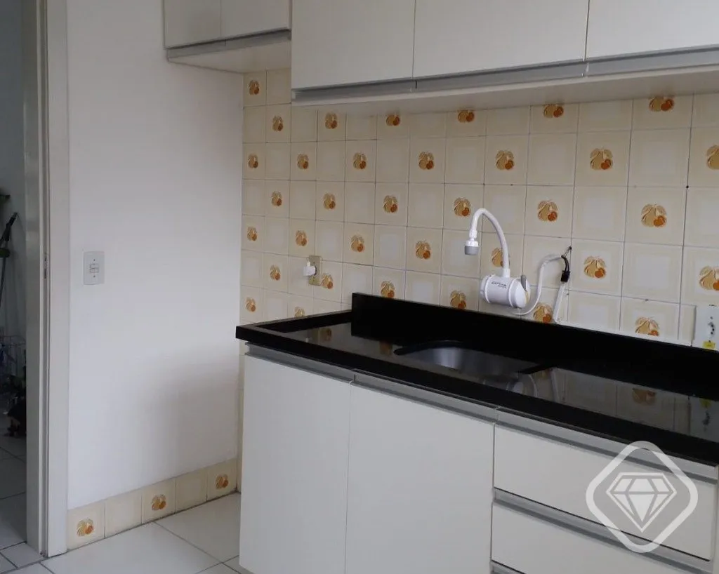 Imagem Apartamento reformado com vaga escriturada e excelente localização

Apartamento de 2 dormitórios,...