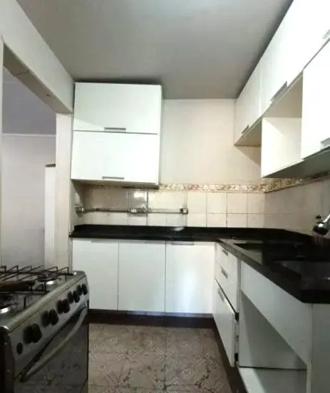 Imagem Casa no bairro Jardim do Salso com 2 dormitórios e 4 vagas