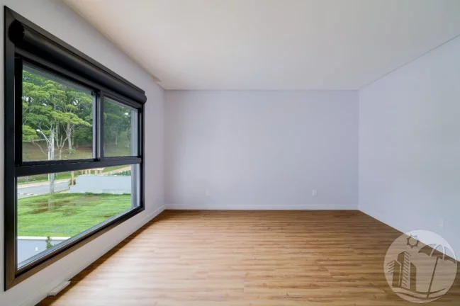 Imagem Linda casa no CALEDÔNIA em Camboriú com 1 Suíte Master + 3